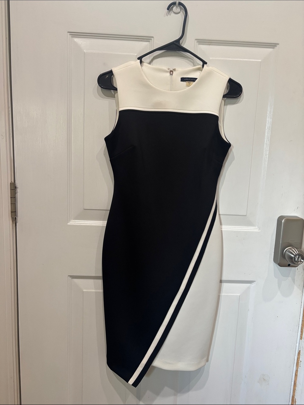 Tommy Hilfiger Black and White Sleeveless Midi Dress